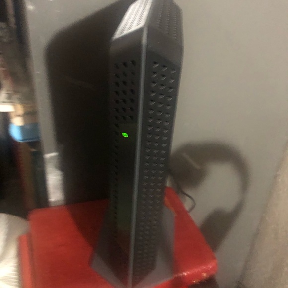 NETGEAR Nighthawk CM1200 DOCSIS 3.1 Multi-Gig Cable Modem, 4 Ethernet ports - Picture 5 of 13